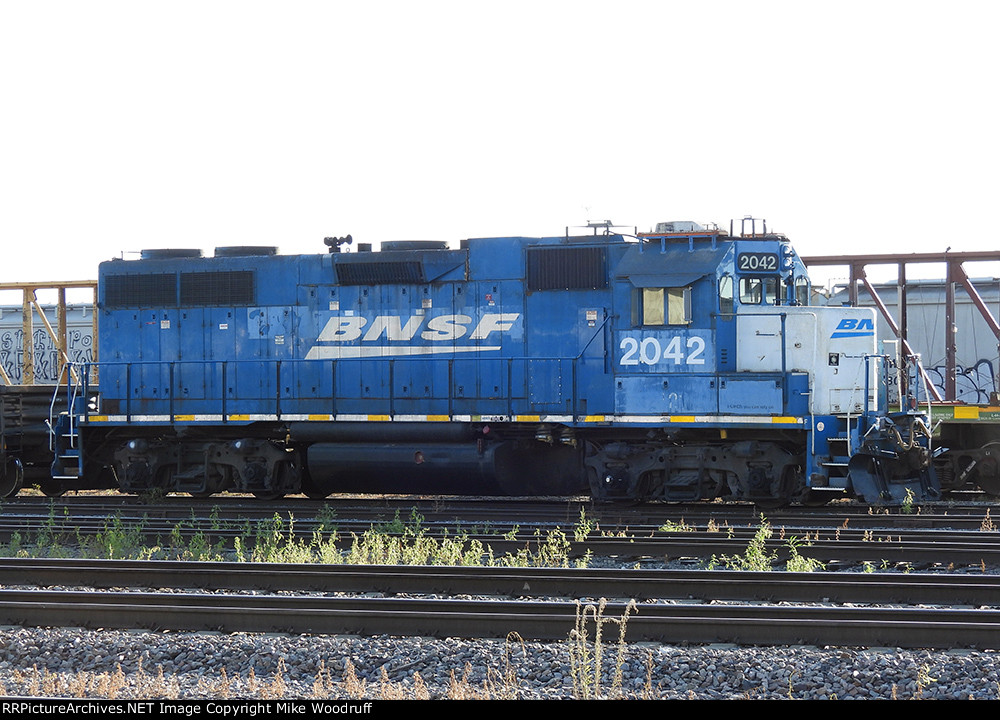 BNSF 2042